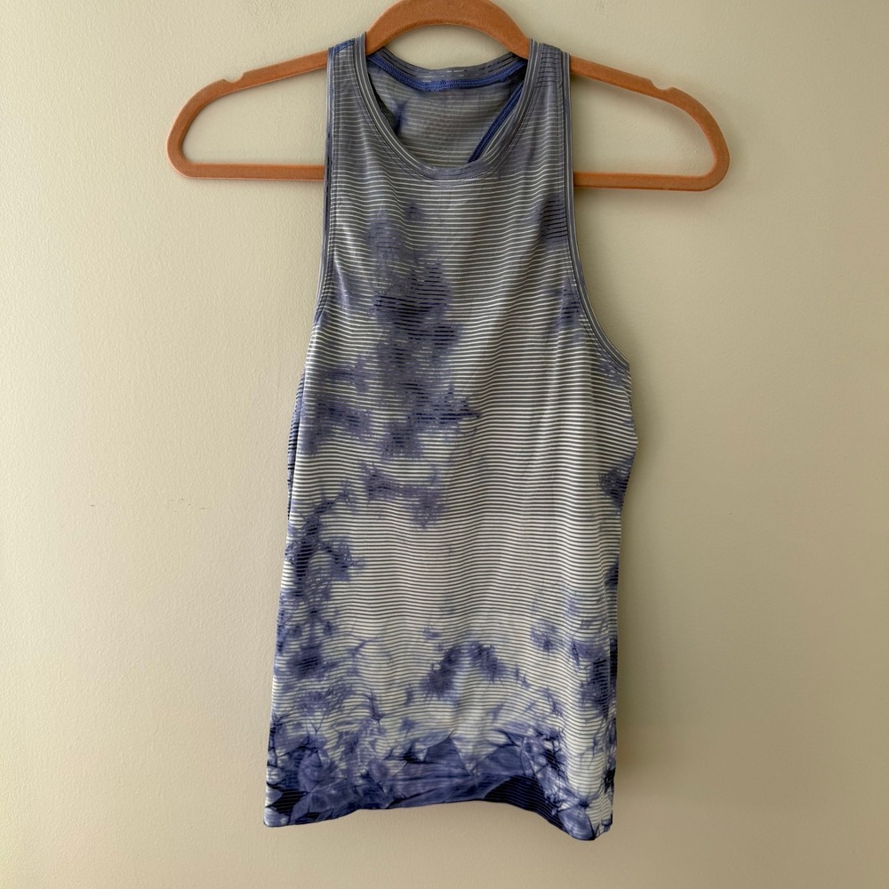 Lululemon Swiftly Tech High-Neck Tank Top 2.0 Blue Tie Dye Stripe Size 4